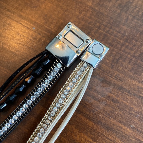 Suede wrap bracelets / chokers (2) - Picture 3 of 4